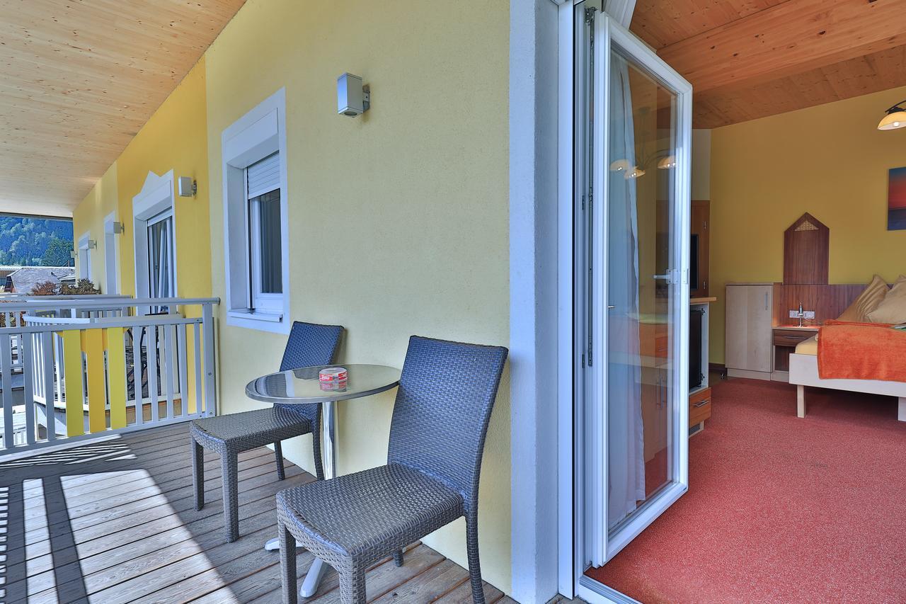 Hotel Garni Zerza Tröpolach Exterior foto
