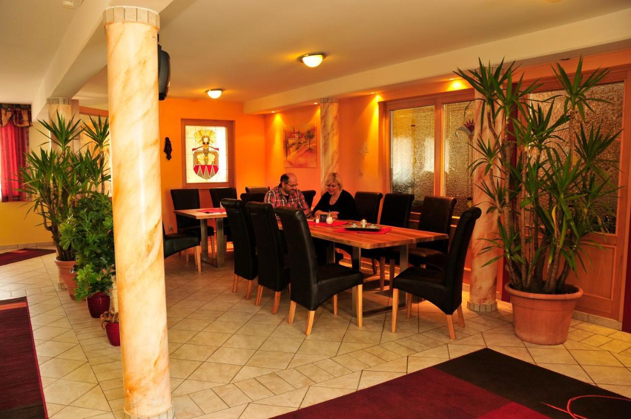Hotel Garni Zerza Tröpolach Exterior foto